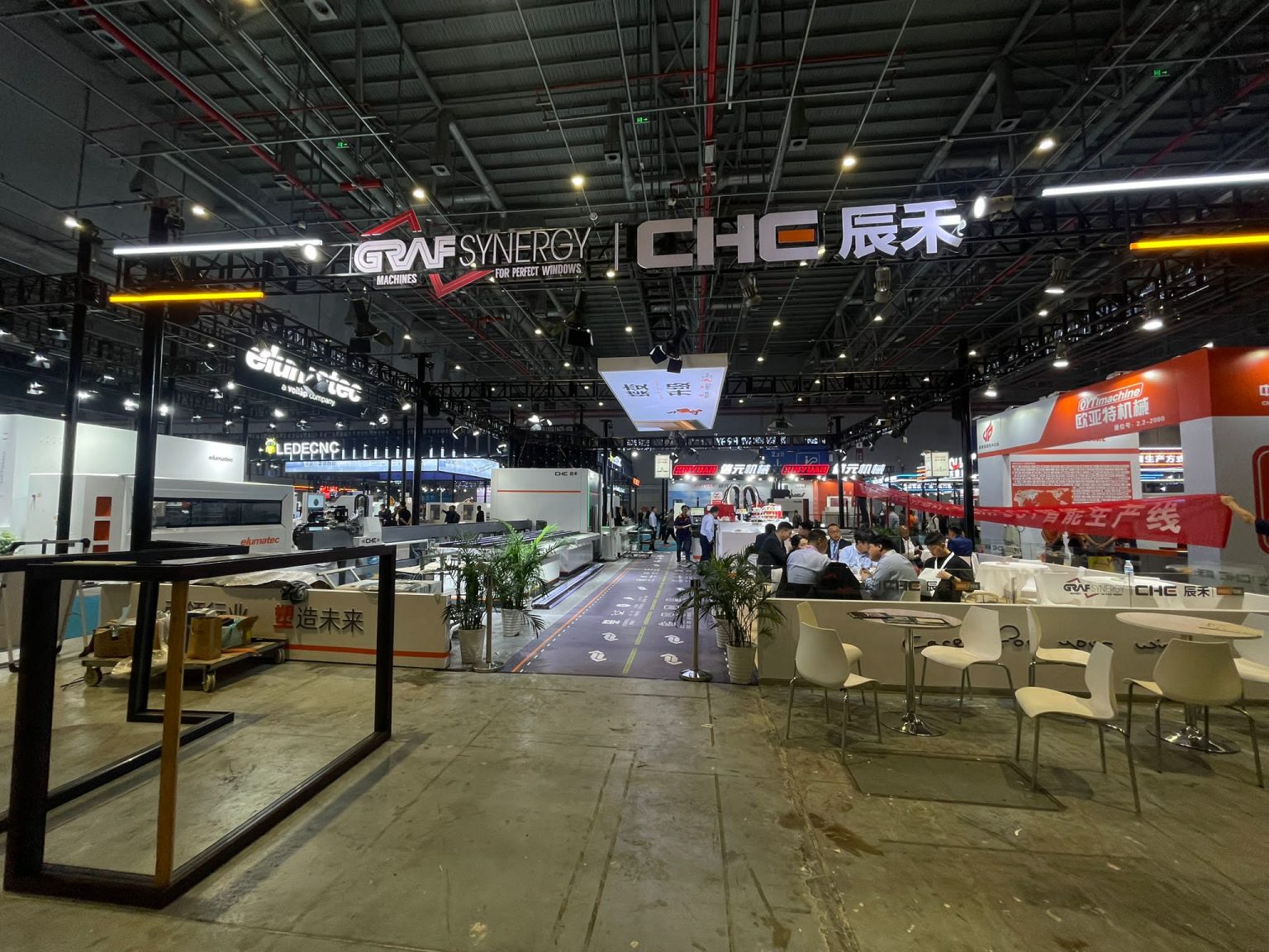 GRAF Synergy e FENSTEK a Fenestration Bau China 2024